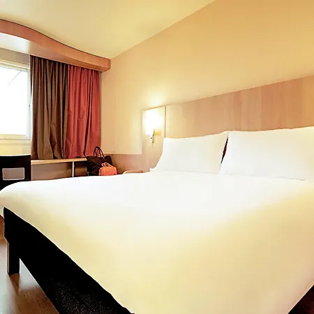Ibis 3*