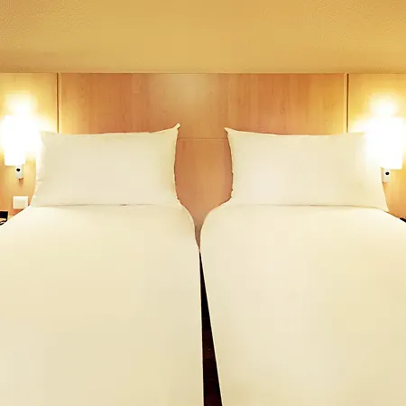 Ibis 3* Etampes