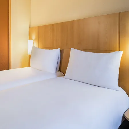 Ibis 3* Étampes