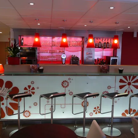 Ibis 3* Étampes