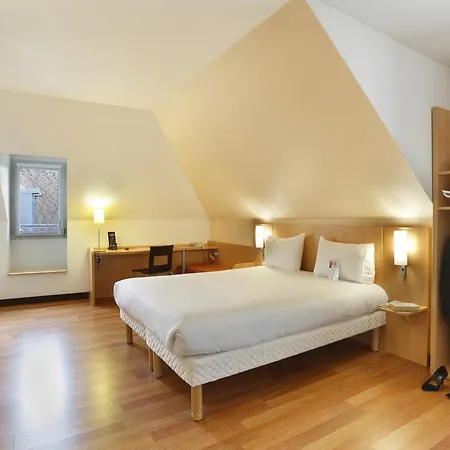 Hotel Ibis Étampes