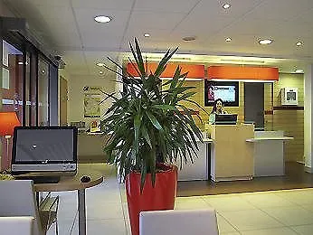 Ibis 3*