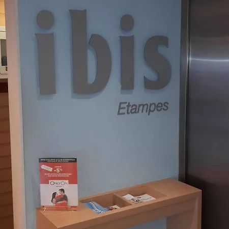 Hotel Ibis Étampes